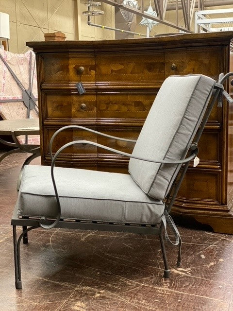 CPM9112AB/WC Bennett To The Trade