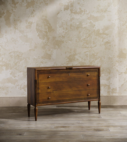 FMO1004 Bennett To The Trade