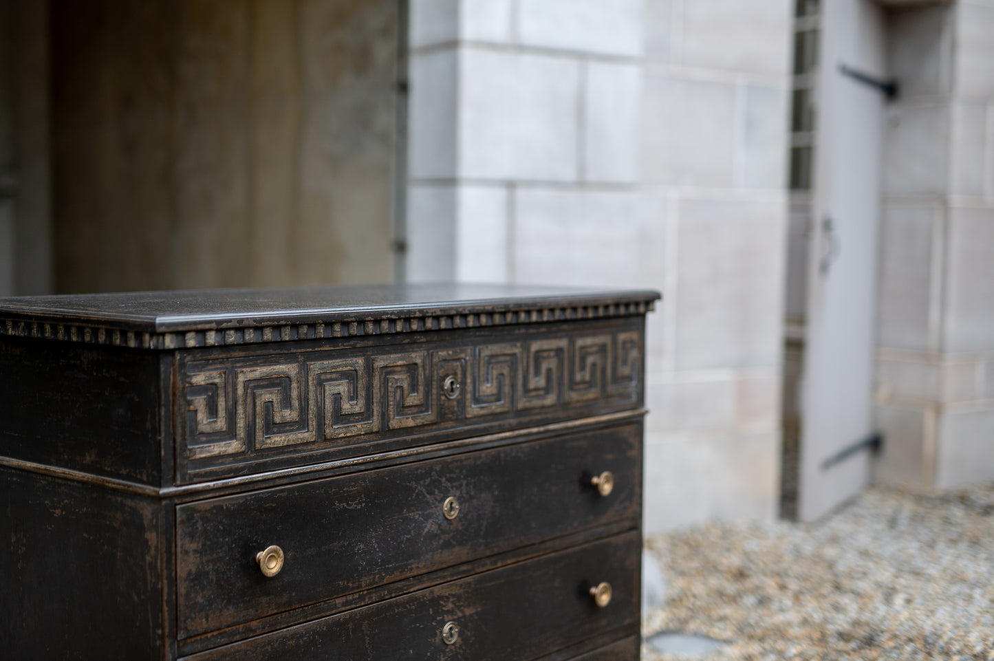 FMO2500BK - Bennett To The Trade