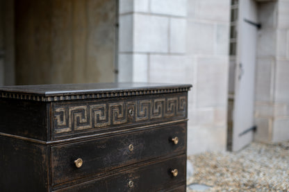 FMO2500BK - Bennett To The Trade