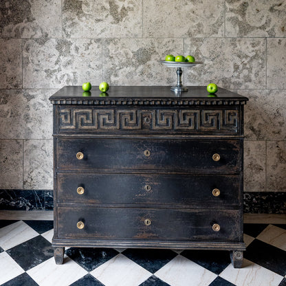 FMO2500BK - Bennett To The Trade