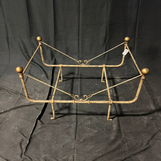 RIR0001AW Bennett To The Trade