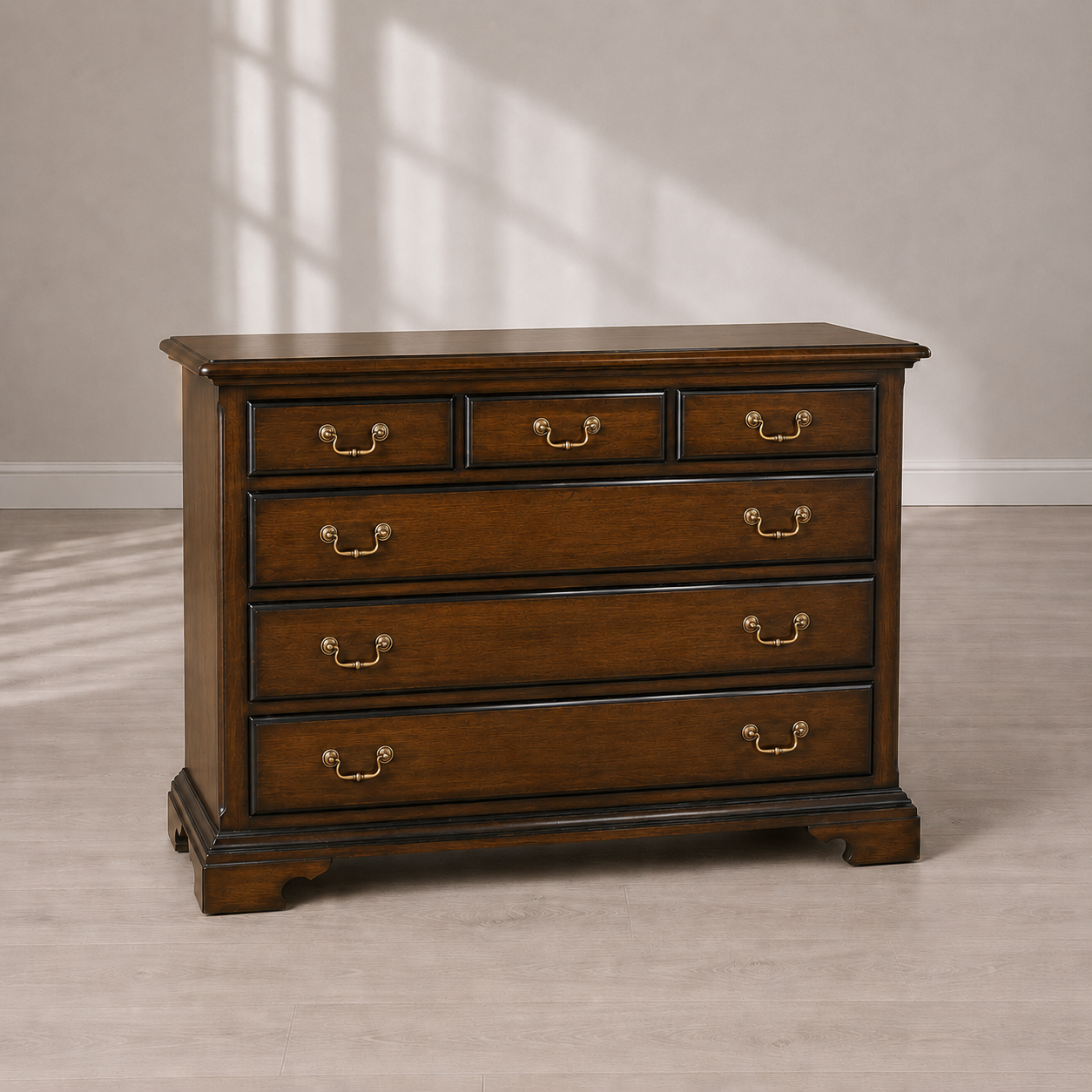 Lazzaro Chest